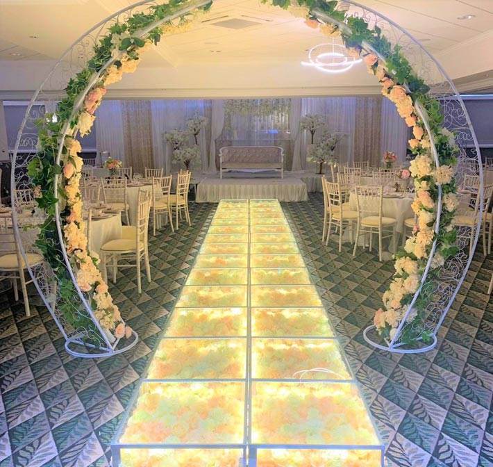 Holiday Inn Leicester - Wigston Wedding Arch